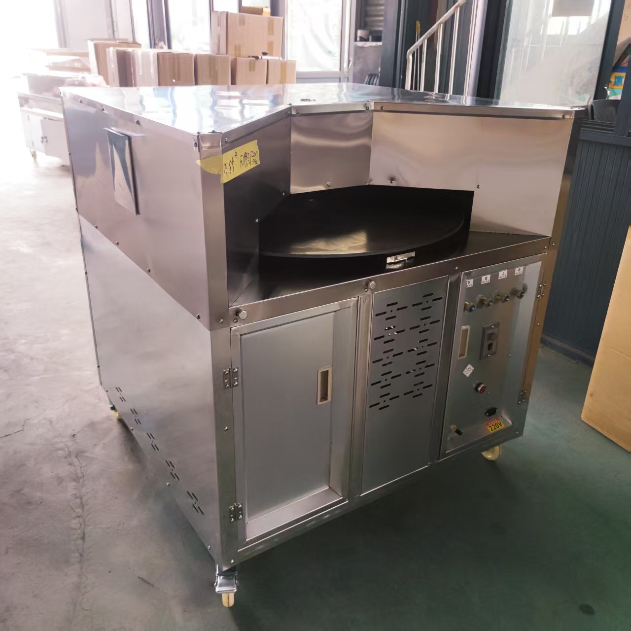 Commercial flatbread oven stainless steel chamber and griddle plate