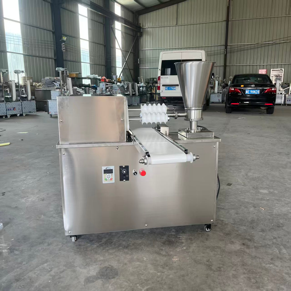 Automatic dough ball rounding machine with hopper and conveyor belt